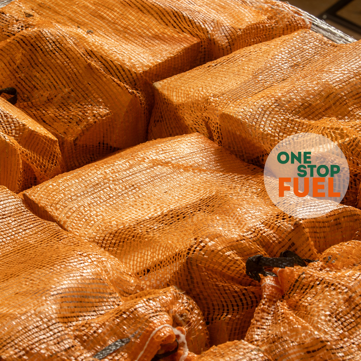 HARDWOOD Firewood BAGS 1.6m³/600kg (60 x 22L/8kg Bags)